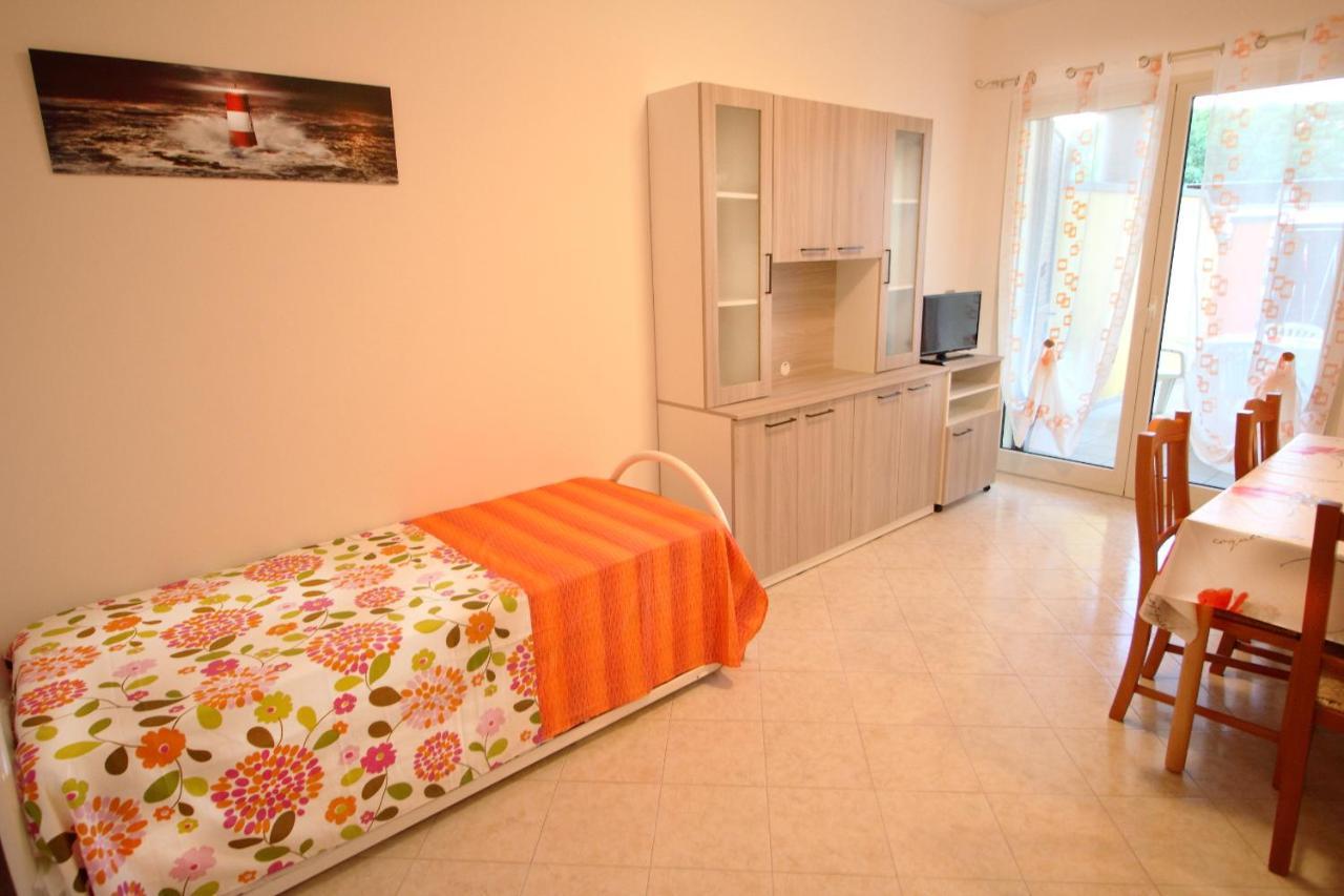Bilocale Orange Apartment Gallipoli Bagian luar foto